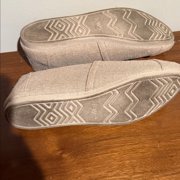 TOMS Light Tan Casual Slip-Ons - Picture 5 of 5